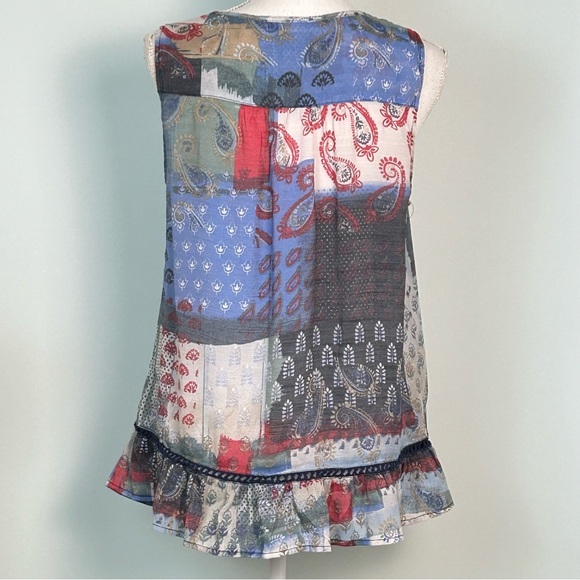 Hope & Harlow Multicolored Sleeveless Peasant Top - Picture 7 of 11